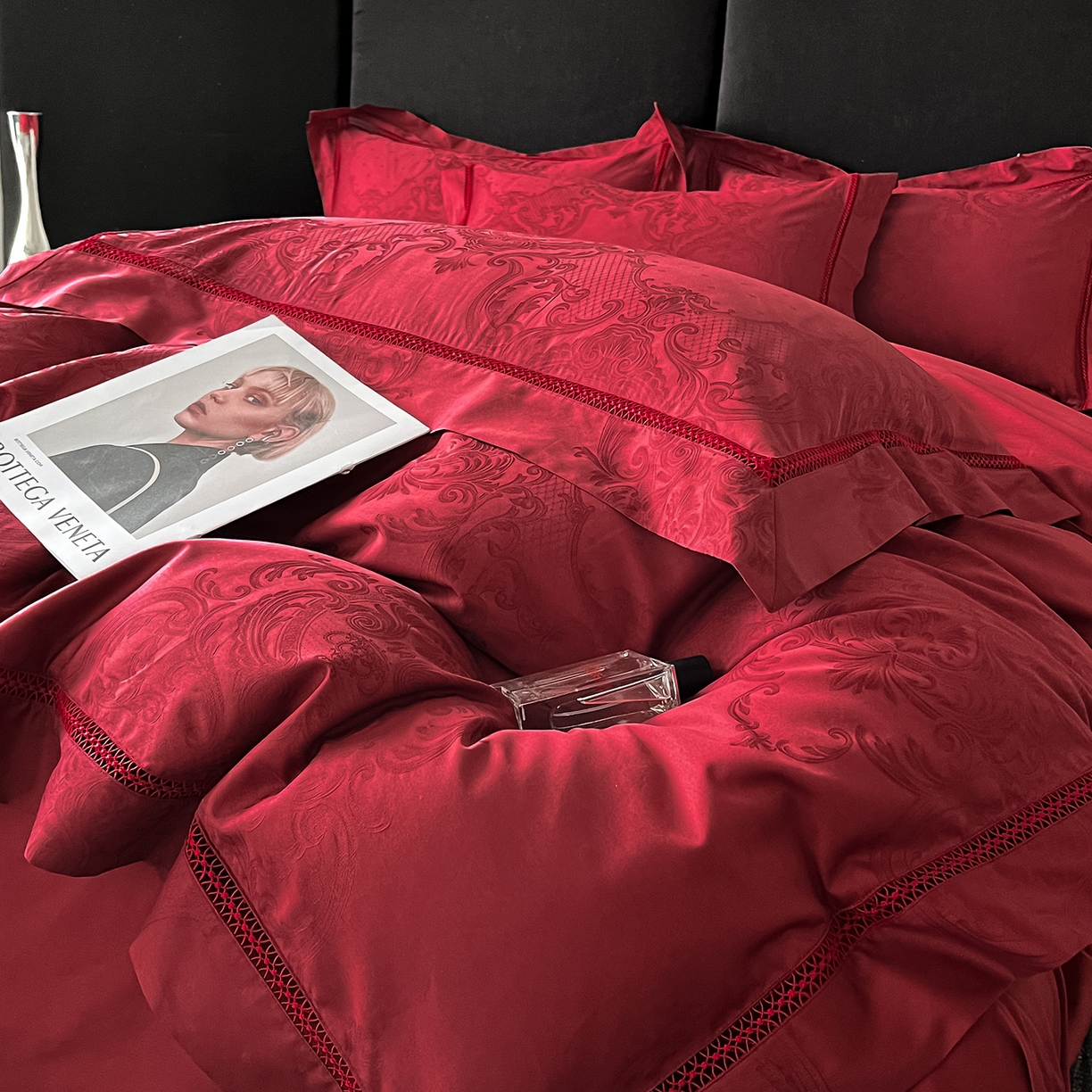 91家纺网 家纺一手货源 找家纺 置顶家纺 2025新款维纳斯系列亲肤提花四件套 维纳斯-酒红