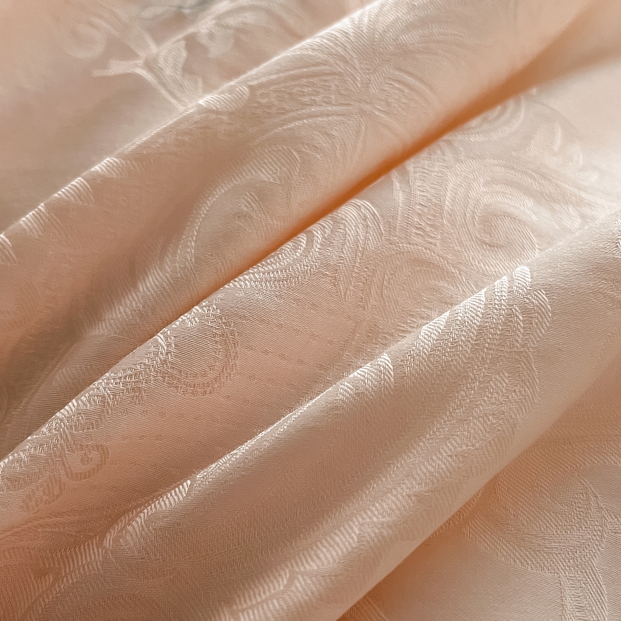 91家纺网 家纺一手货源 找家纺 置顶家纺 2025新款维纳斯系列亲肤提花四件套 维纳斯-玉色