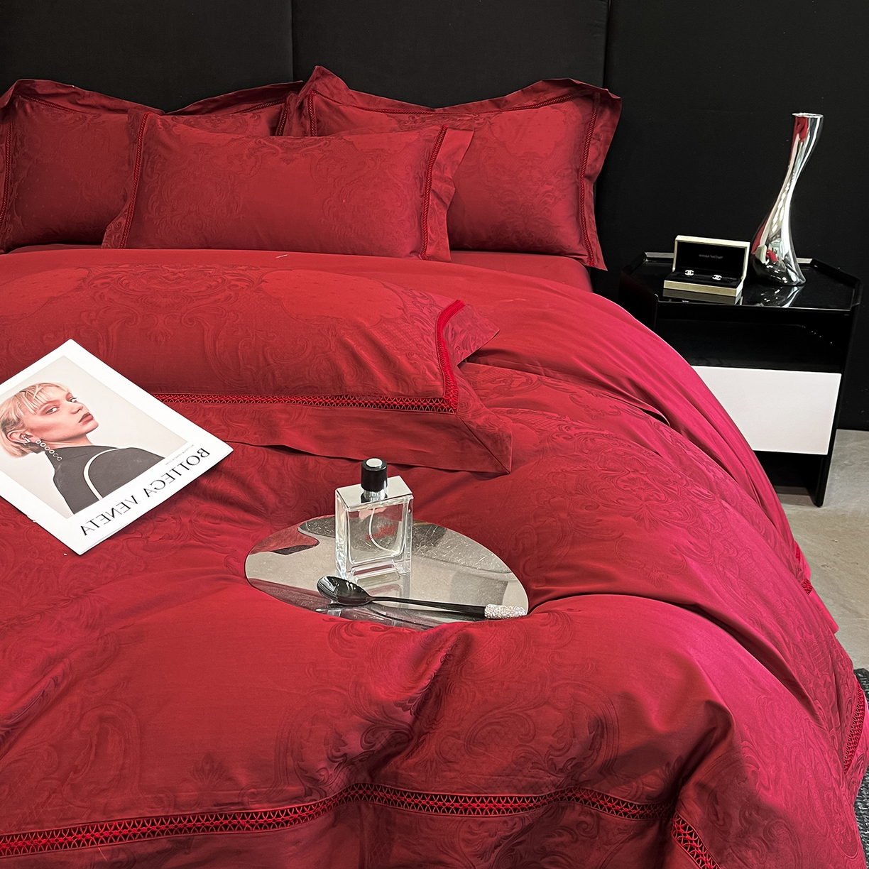 91家纺网 家纺一手货源 找家纺 置顶家纺 2025新款维纳斯系列亲肤提花四件套 维纳斯-酒红