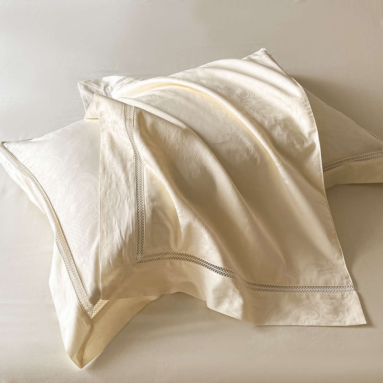 91家纺网 家纺一手货源 找家纺 置顶家纺 2025新款维纳斯系列亲肤提花四件套 维纳斯-象牙白