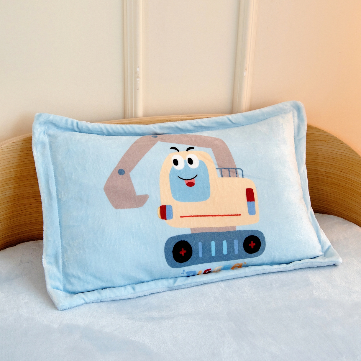 91家纺网 家纺一手货源 找家纺 （总）梵赫 2025新款加厚大版原创数码印花幼儿园儿童枕套