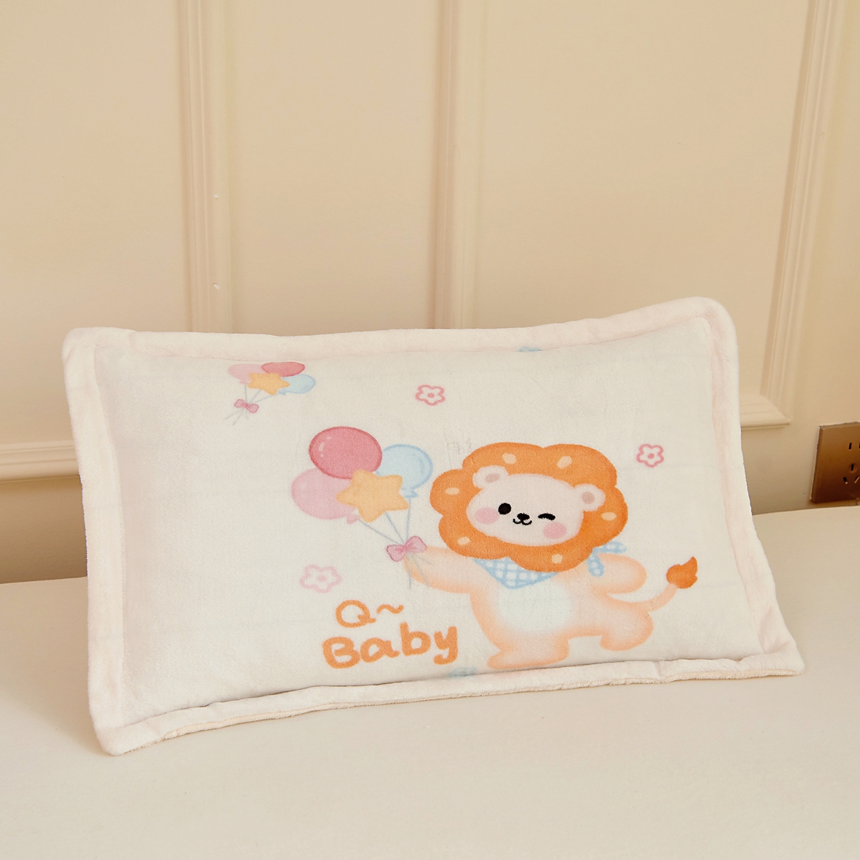 梵赫 2025新款加厚大版原创数码印花幼儿园儿童枕套 开心小狮子