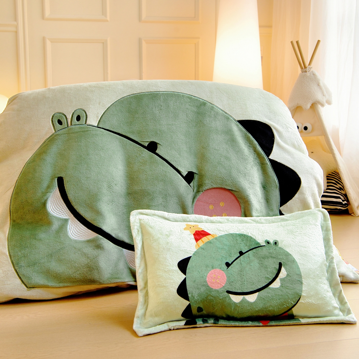 91家纺网 家纺一手货源 找家纺 （总）梵赫 2025新款加厚大版原创数码印花幼儿园儿童枕套