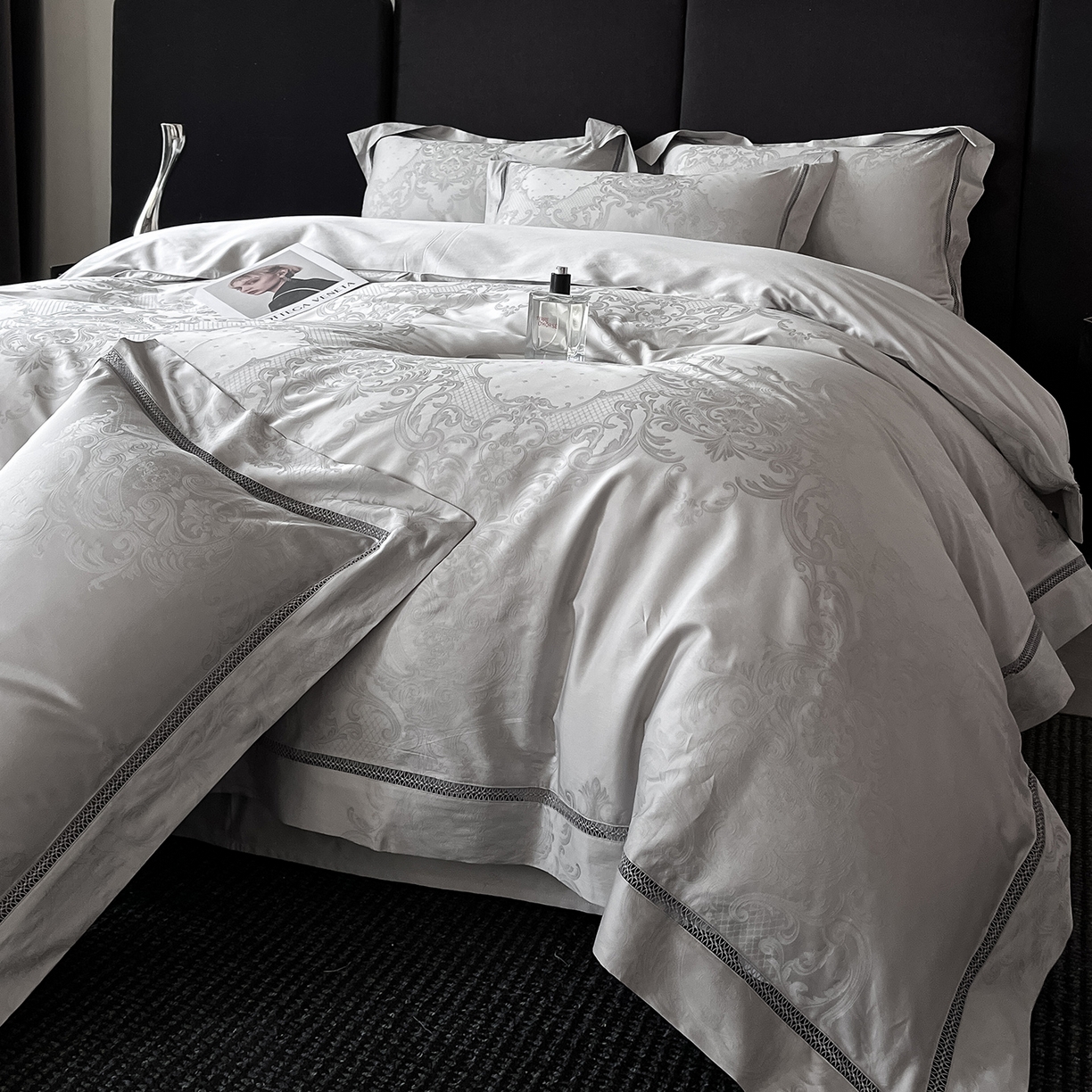 91家纺网 家纺一手货源 找家纺 置顶家纺 2025新款维纳斯系列亲肤提花四件套 维纳斯-山灰