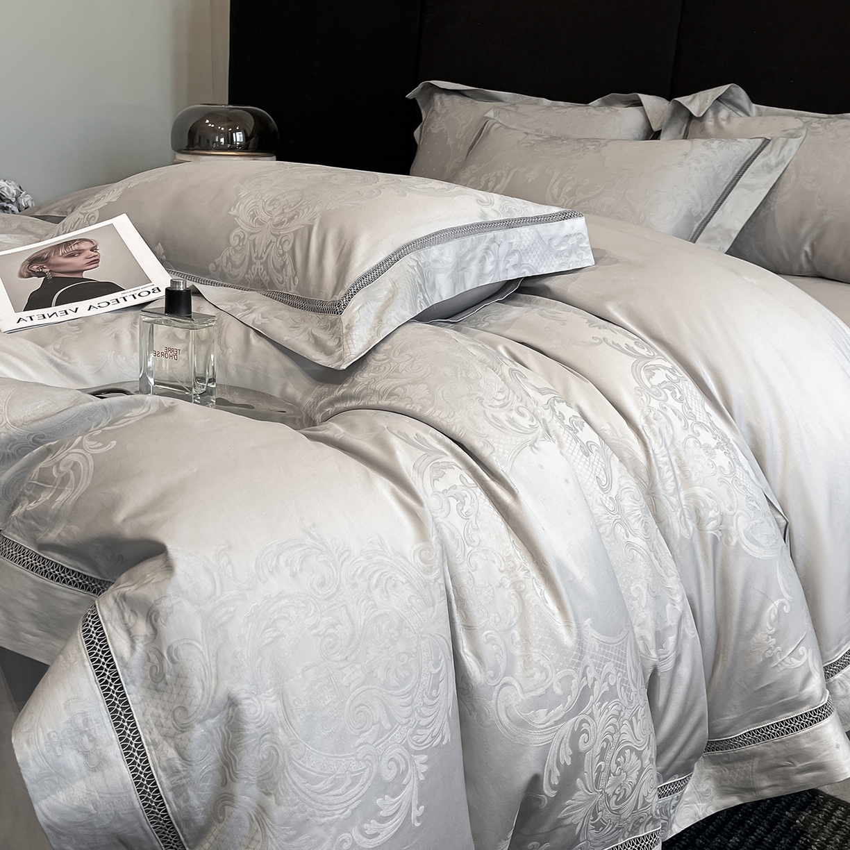 91家纺网 家纺一手货源 找家纺 置顶家纺 2025新款维纳斯系列亲肤提花四件套 维纳斯-山灰