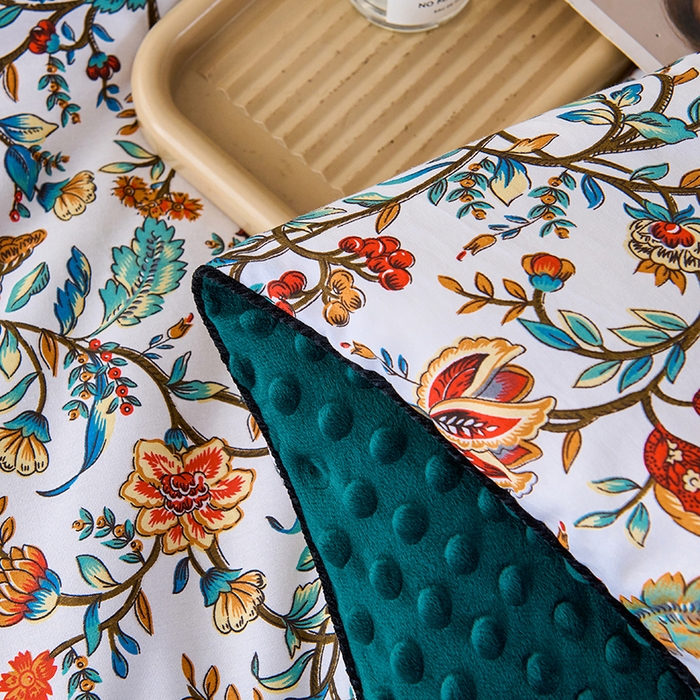 91家纺网 家纺一手货源 找家纺 小鱼儿家纺 2025新款全棉豆豆被冬被被子 花娇百媚-墨绿