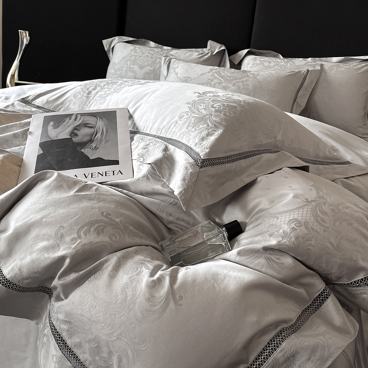 91家纺网 家纺一手货源 找家纺 置顶家纺 2025新款维纳斯系列亲肤提花四件套 维纳斯-山灰