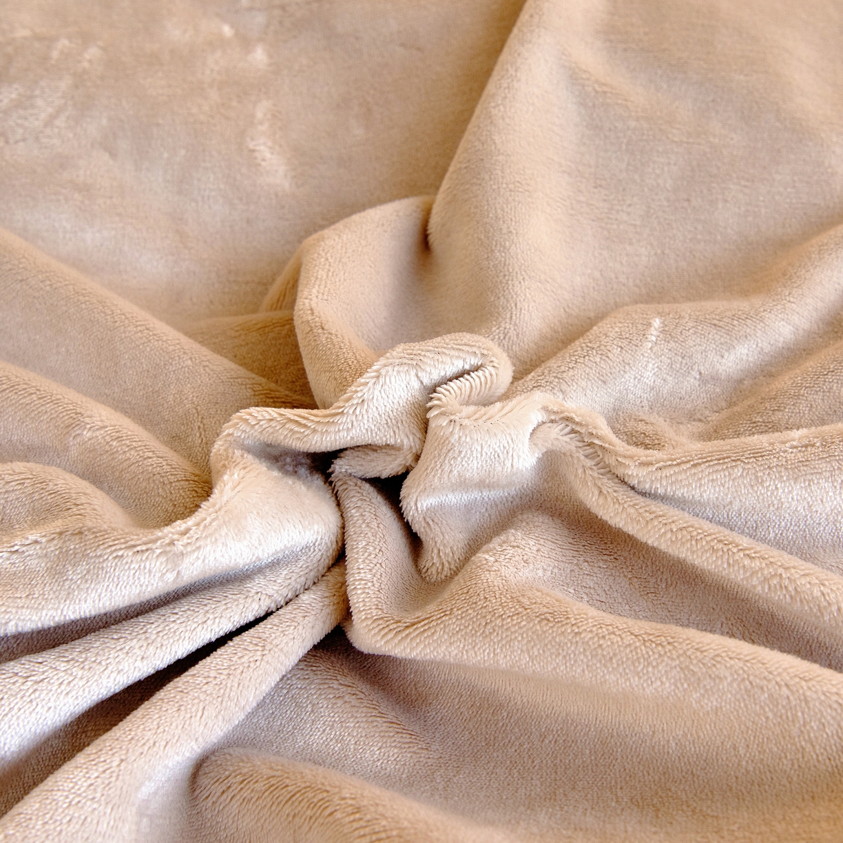 91家纺网 家纺一手货源 找家纺 梵赫 2025新款加厚大版原创数码印花幼儿园儿童枕套 巧克力熊