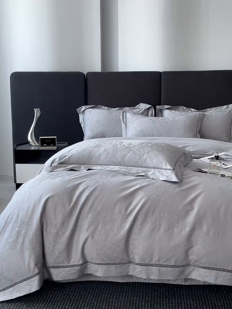 91家纺网 家纺一手货源 找家纺 置顶家纺 2025新款维纳斯系列亲肤提花四件套 维纳斯-高级灰