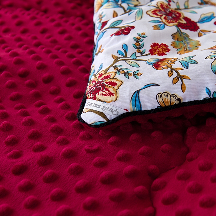 91家纺网 家纺一手货源 找家纺 小鱼儿家纺 2025新款全棉豆豆被冬被被子 花轿百媚-红