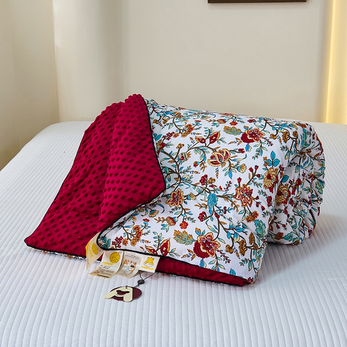 91家纺网 家纺一手货源 找家纺 小鱼儿家纺 2025新款全棉豆豆被冬被被子 花轿百媚-红