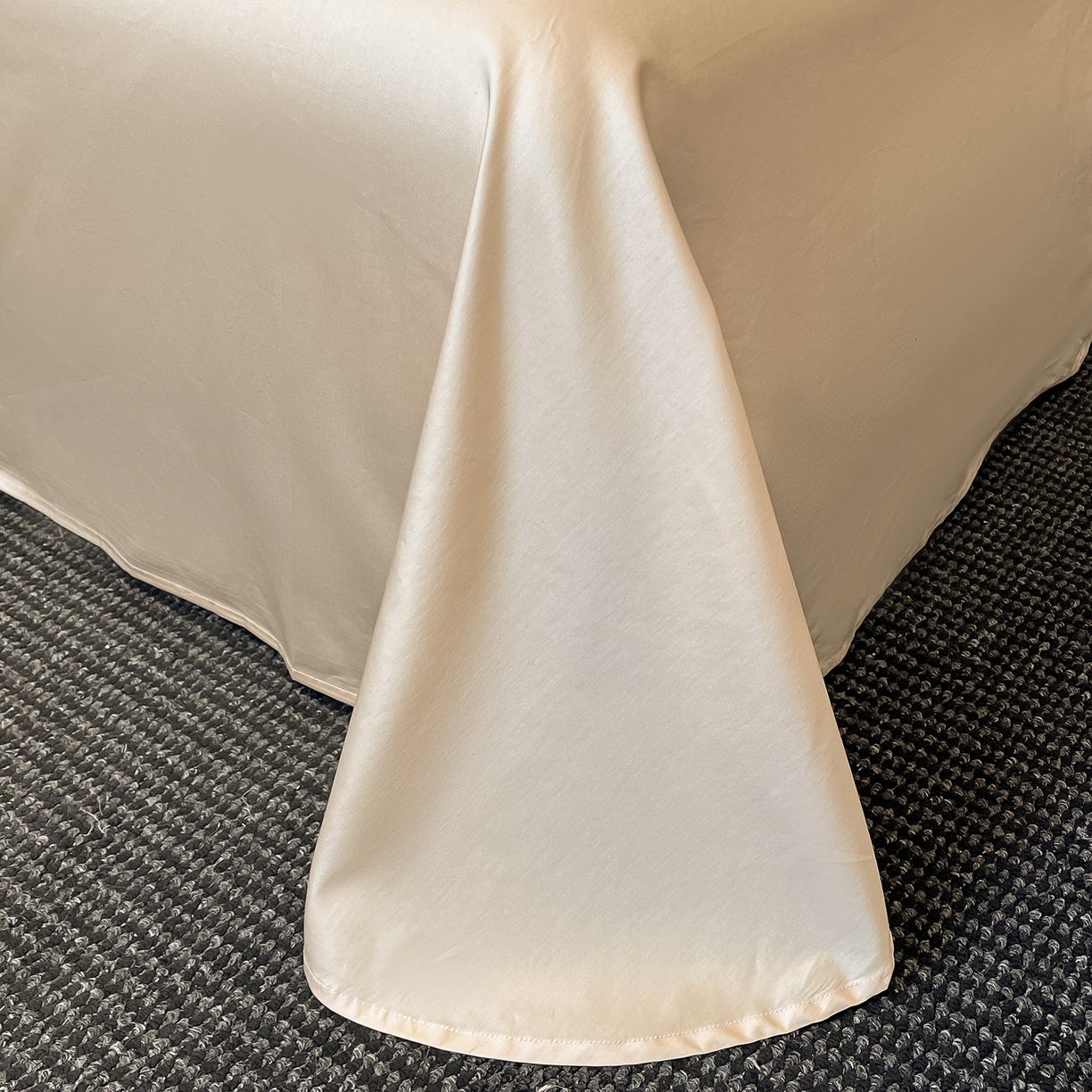 91家纺网 家纺一手货源 找家纺 置顶家纺 2025新款维纳斯系列亲肤提花四件套 维纳斯-浅香槟