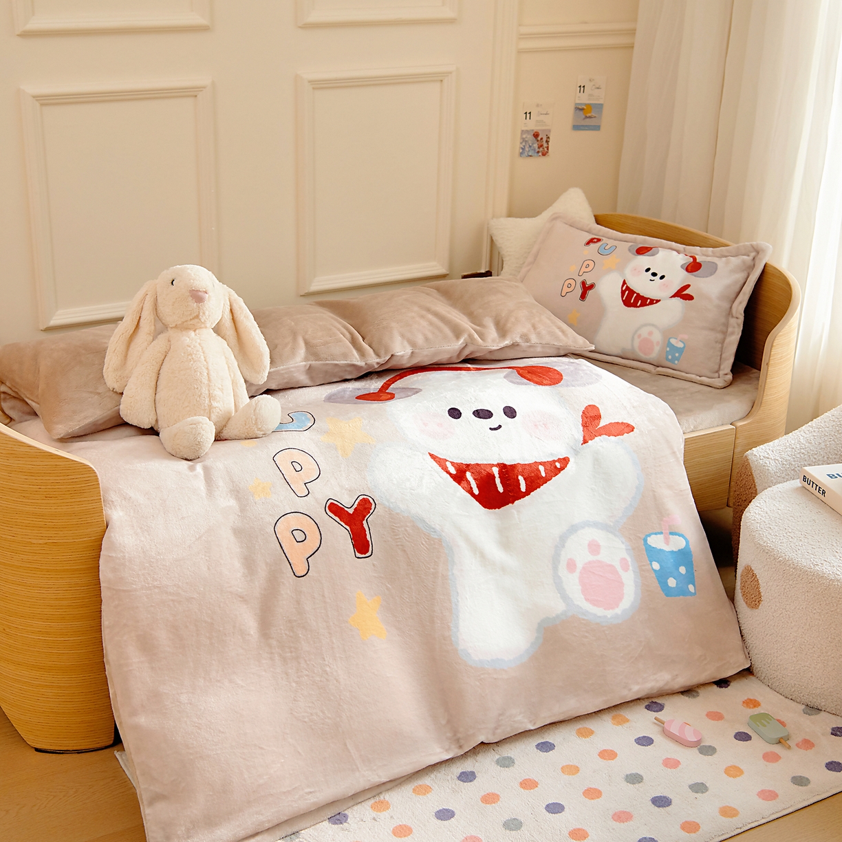 91家纺网 家纺一手货源 找家纺 梵赫 2025新款加厚大版原创数码印花幼儿园儿童枕套 音乐小狗