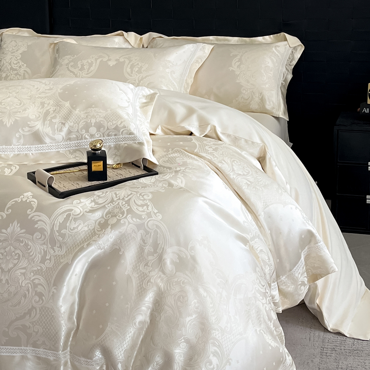 91家纺网 家纺一手货源 找家纺 置顶家纺 2025新款维纳斯系列亲肤提花四件套-实拍 维纳斯-奶昔白