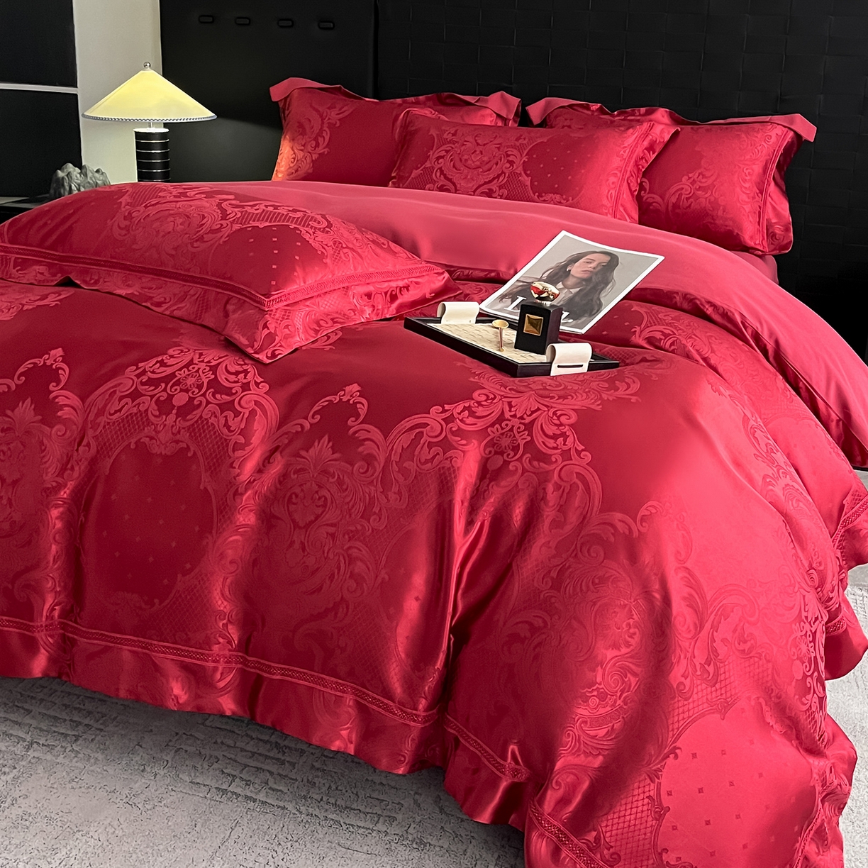 91家纺网 家纺一手货源 找家纺 置顶家纺 2025新款维纳斯系列亲肤提花四件套-实拍 维纳斯-温馨红