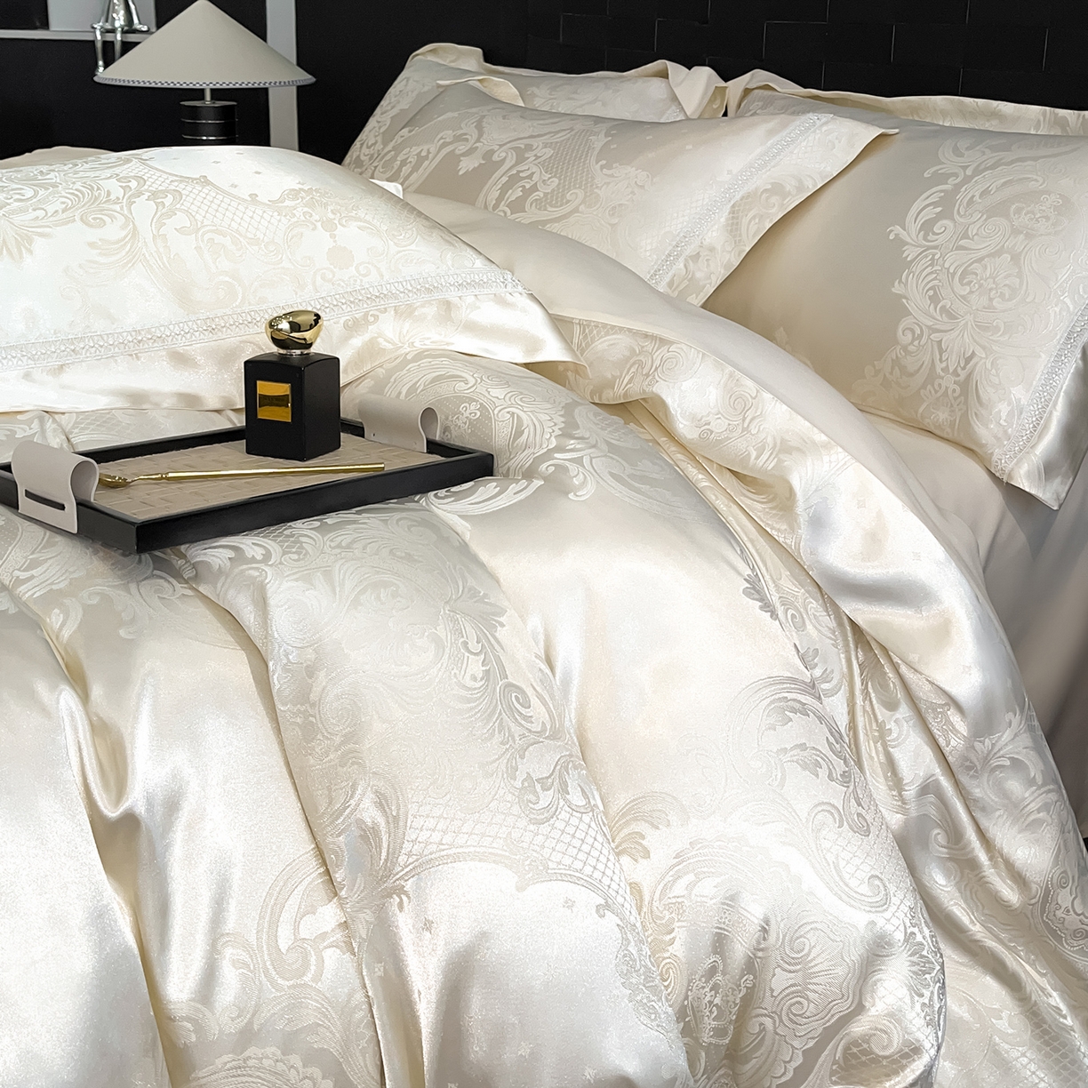 91家纺网 家纺一手货源 找家纺 置顶家纺 2025新款维纳斯系列亲肤提花四件套-实拍 维纳斯-奶昔白