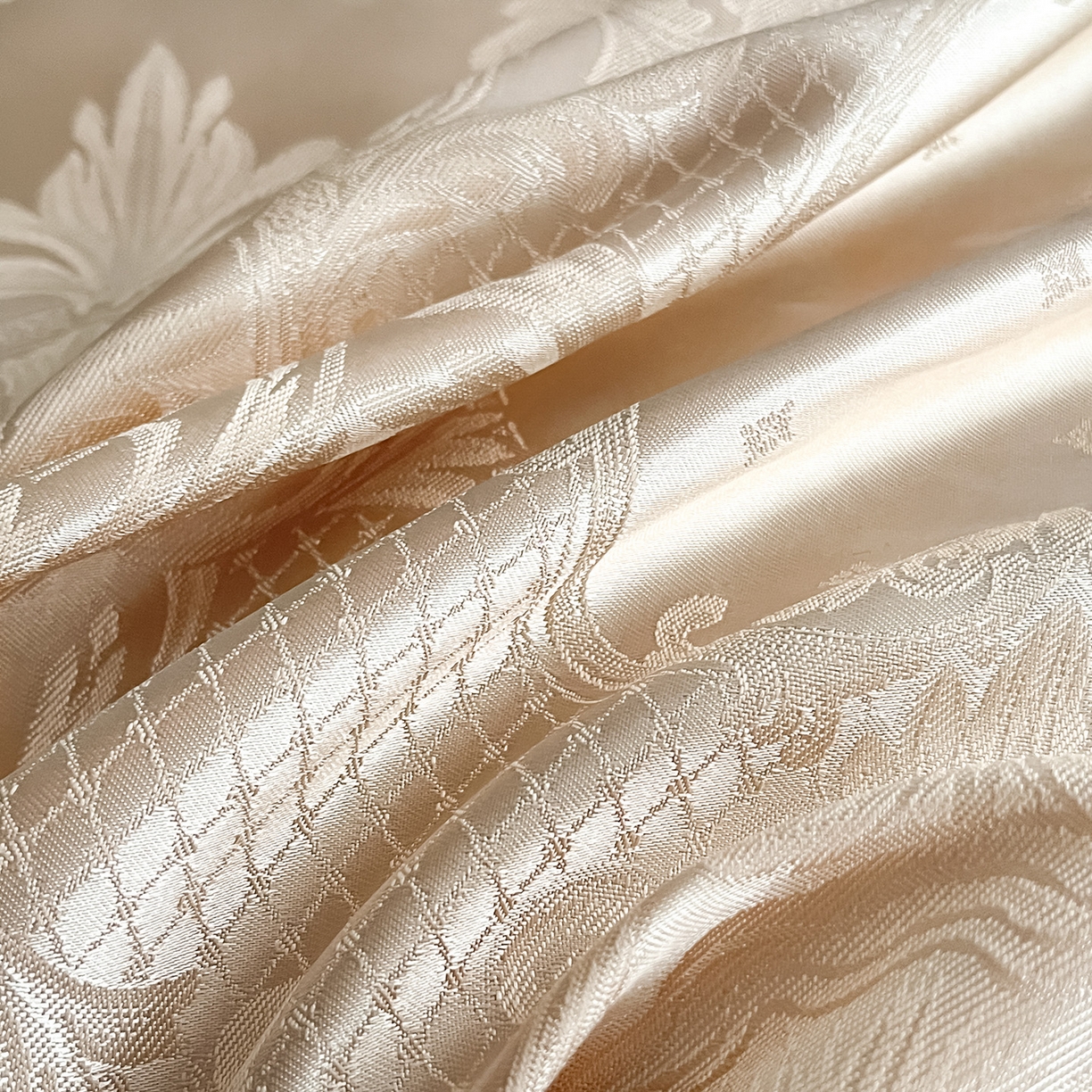 91家纺网 家纺一手货源 找家纺 置顶家纺 2025新款维纳斯系列亲肤提花四件套-实拍 维纳斯-浅香槟