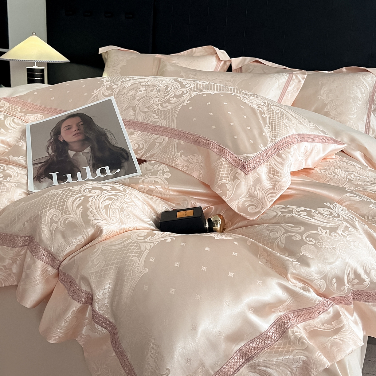 91家纺网 家纺一手货源 找家纺 置顶家纺 2025新款维纳斯系列亲肤提花四件套-实拍 维纳斯-玉色