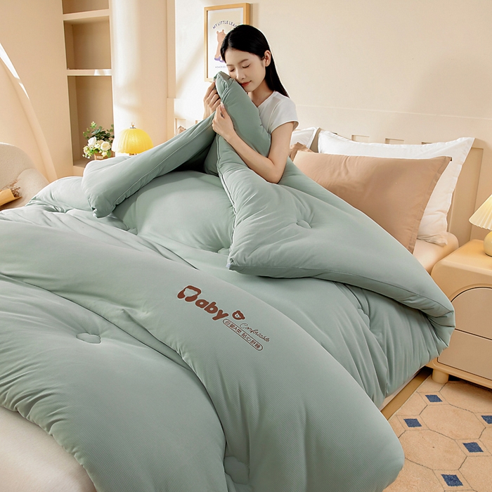 91家纺网 家纺一手货源 找家纺 栩裕纺织 2025新款A类婴儿绒肌肤被baby熊系列四季款被芯 baby熊-绿