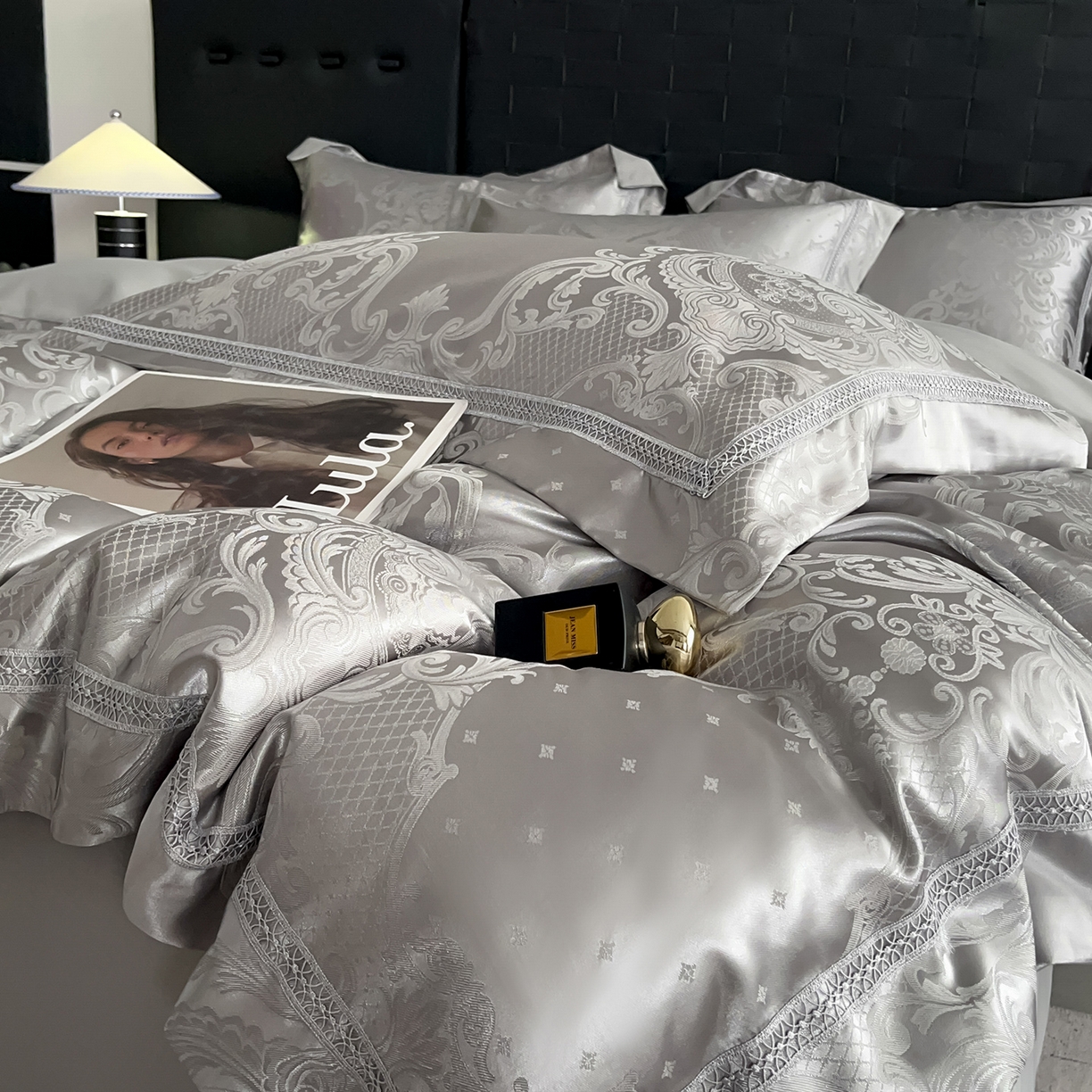 91家纺网 家纺一手货源 找家纺 置顶家纺 2025新款维纳斯系列亲肤提花四件套-实拍 维纳斯-高级灰