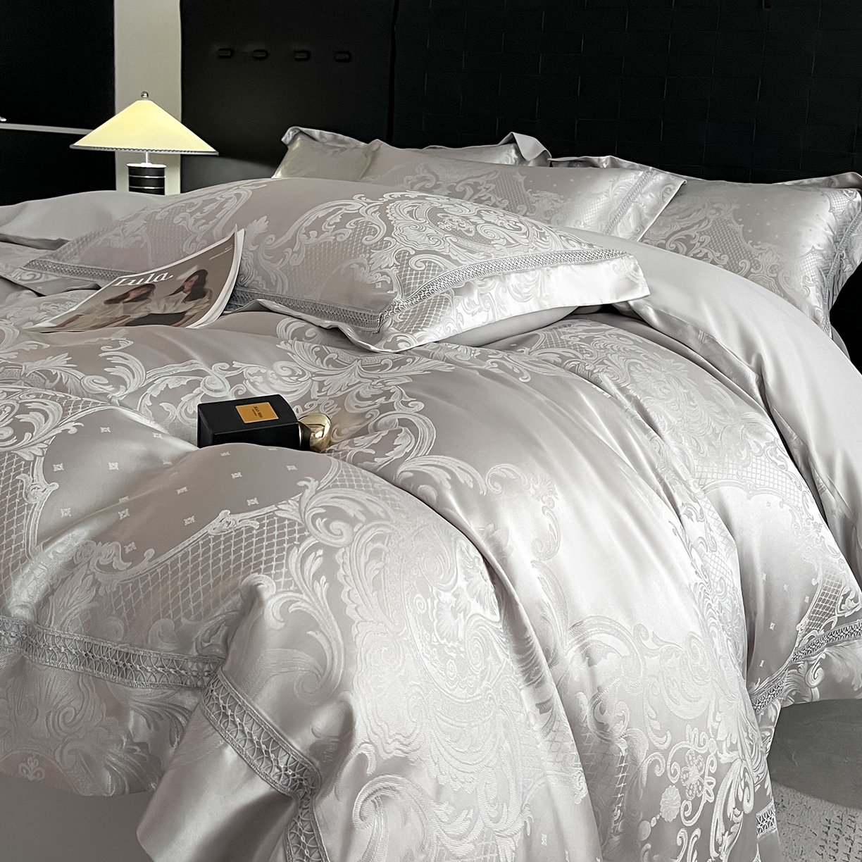 91家纺网 家纺一手货源 找家纺 置顶家纺 2025新款维纳斯系列亲肤提花四件套-实拍 维纳斯-山灰