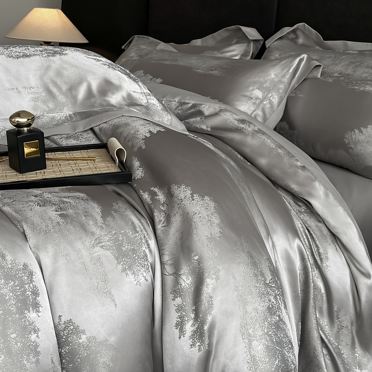 91家纺网 家纺一手货源 找家纺 （总）置顶家纺 2025新款欧若拉亲肤提花四件套