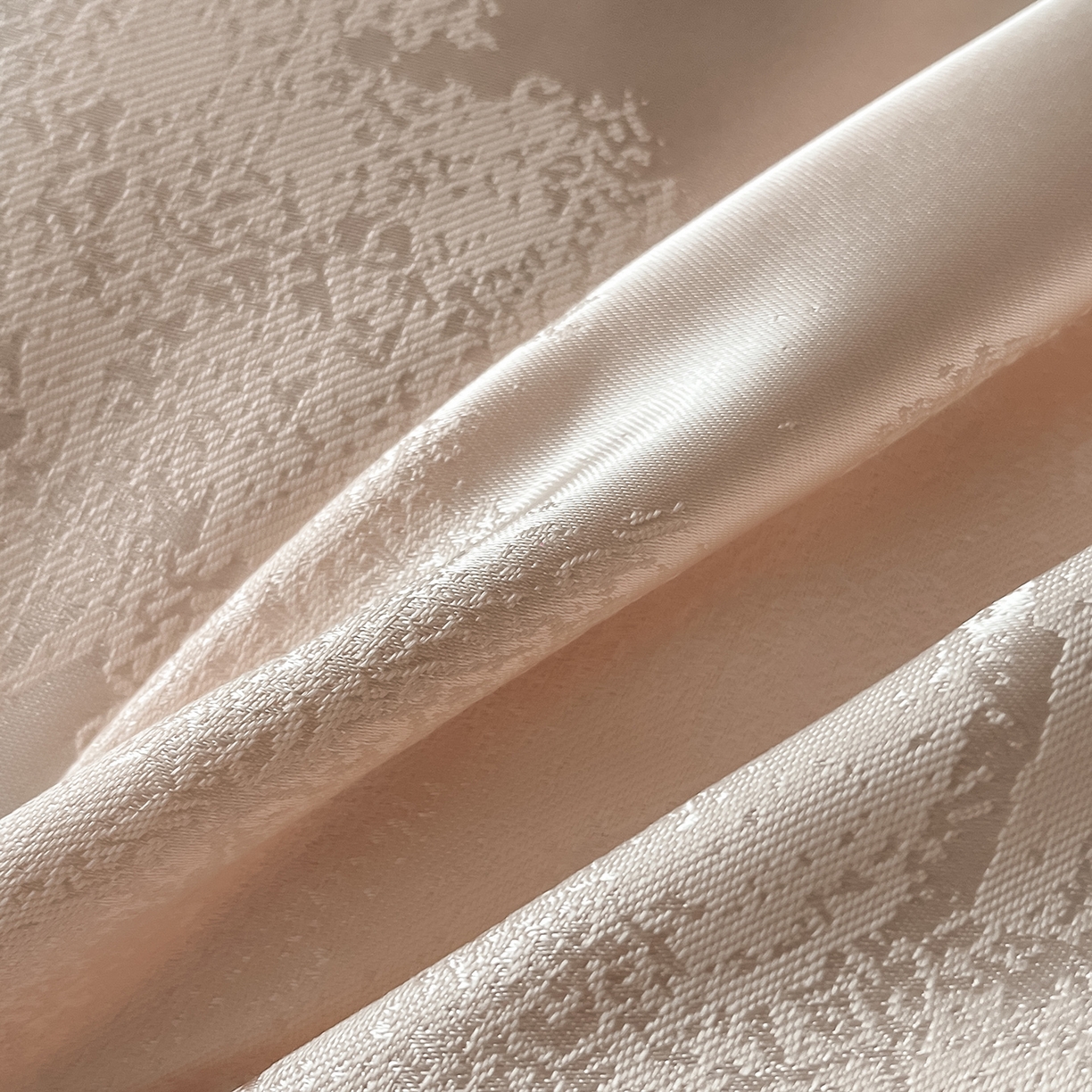 91家纺网 家纺一手货源 找家纺 置顶家纺 2025新款欧若拉亲肤提花四件套 欧若拉-玉