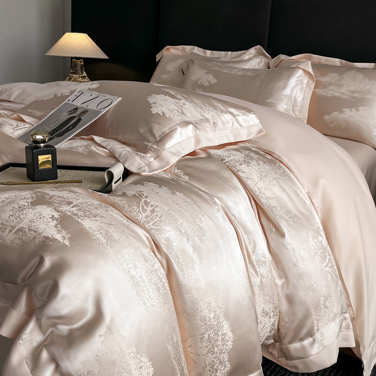 91家纺网 家纺一手货源 找家纺 置顶家纺 2025新款欧若拉亲肤提花四件套 欧若拉-玉