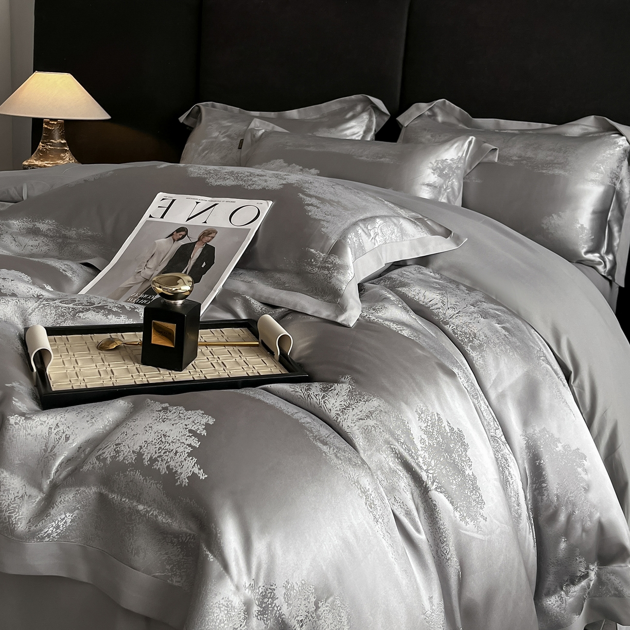 91家纺网 家纺一手货源 找家纺 置顶家纺 2025新款欧若拉亲肤提花四件套 欧若拉-高级灰