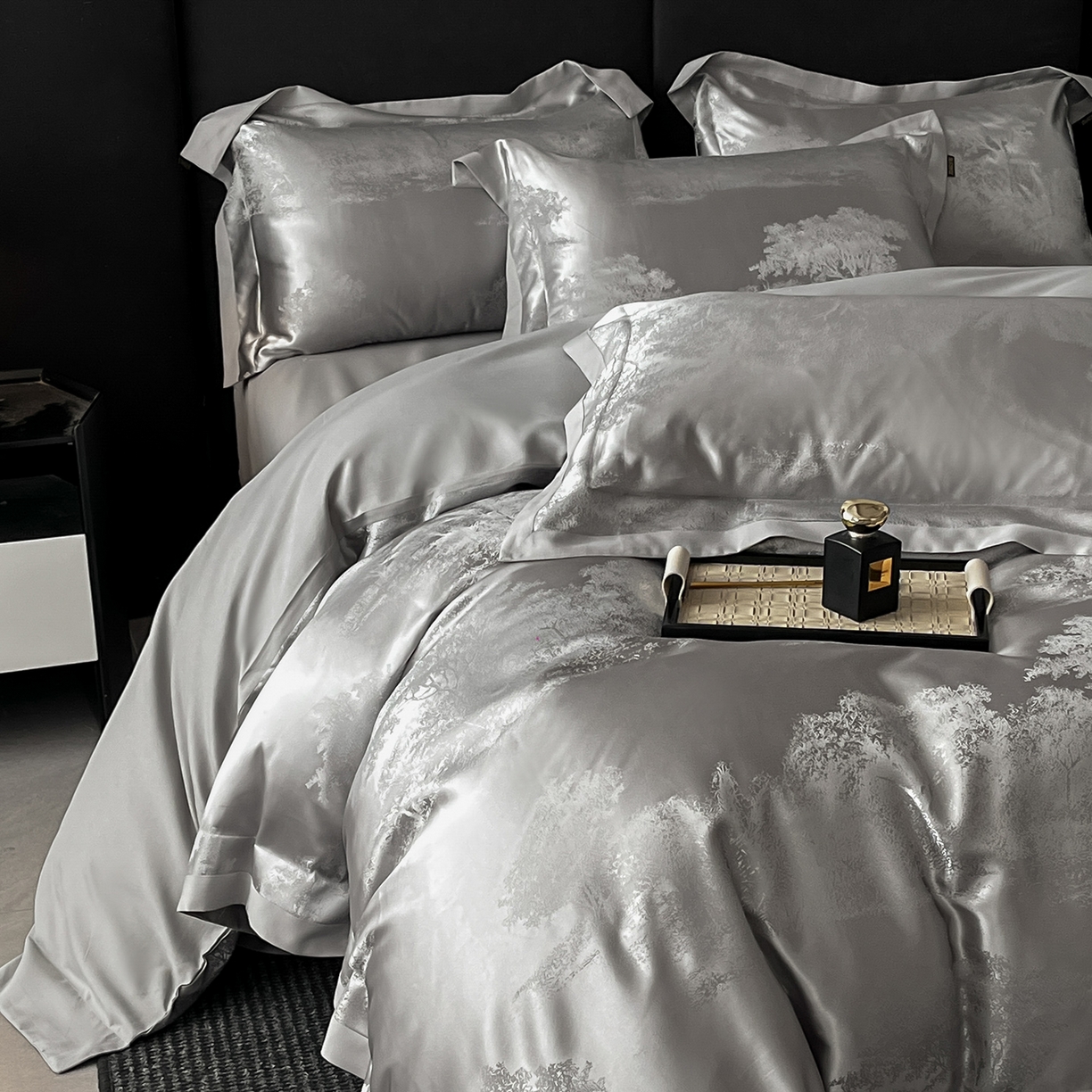 91家纺网 家纺一手货源 找家纺 置顶家纺 2025新款欧若拉亲肤提花四件套 欧若拉-高级灰