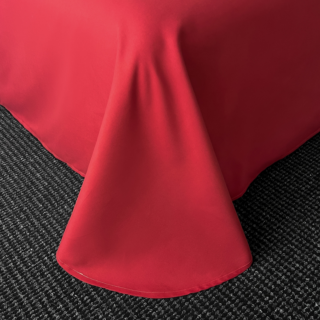 91家纺网 家纺一手货源 找家纺 置顶家纺 2025新款欧若拉亲肤提花四件套 欧若拉-酒红