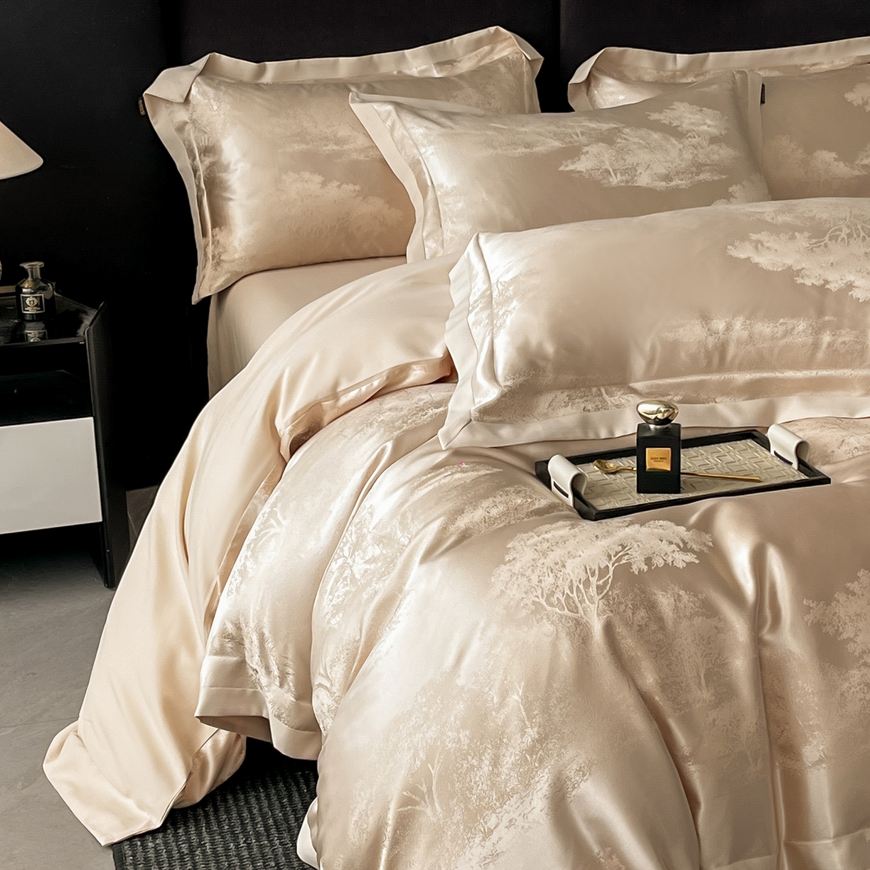 91家纺网 家纺一手货源 找家纺 置顶家纺 2025新款欧若拉亲肤提花四件套 欧若拉-香槟