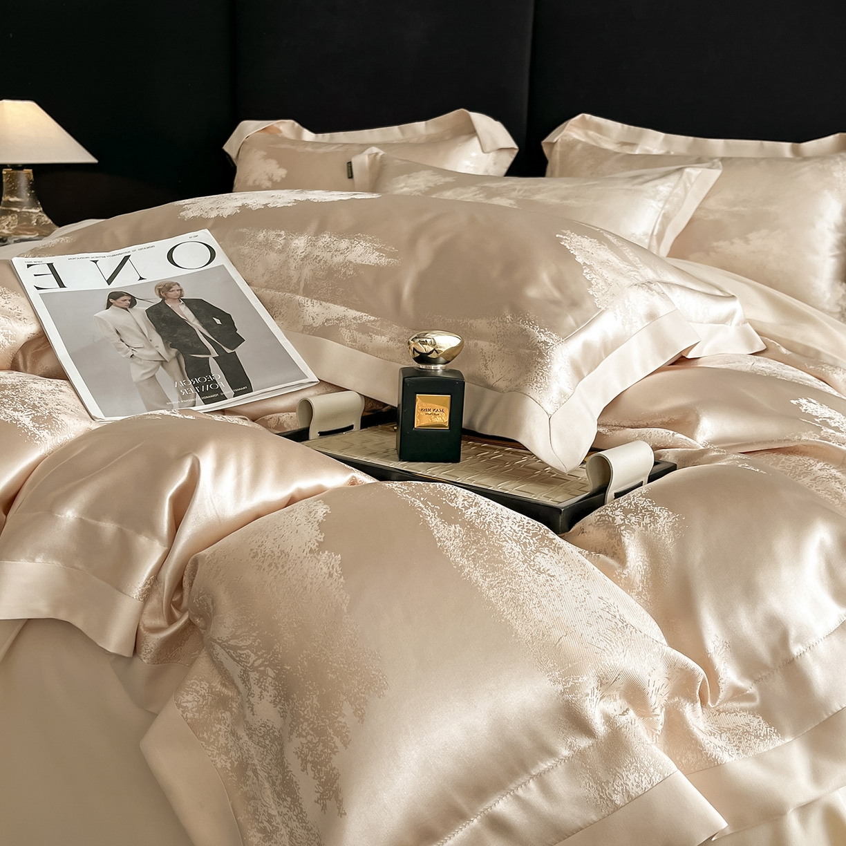 91家纺网 家纺一手货源 找家纺 置顶家纺 2025新款欧若拉亲肤提花四件套 欧若拉-香槟