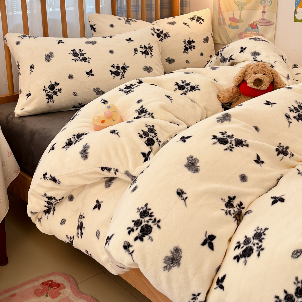 91家纺网 家纺一手货源 找家纺  1.9【年货节 三人助力39.9带回家】牛奶绒印花四件套