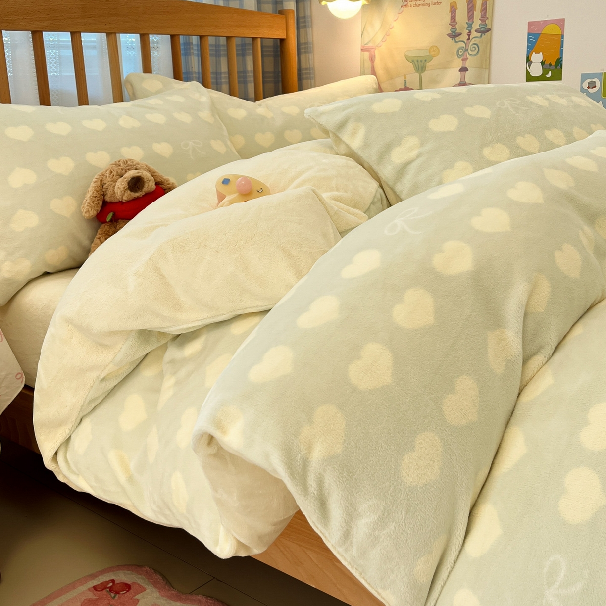 91家纺网 家纺一手货源 找家纺 蓝极人 2025新款牛奶绒印花四件套 D爱心蝴蝶结