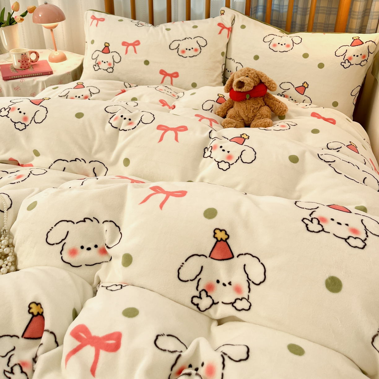 91家纺网 家纺一手货源 找家纺 蓝极人 2025新款牛奶绒印花四件套 D蝴蝶结狗