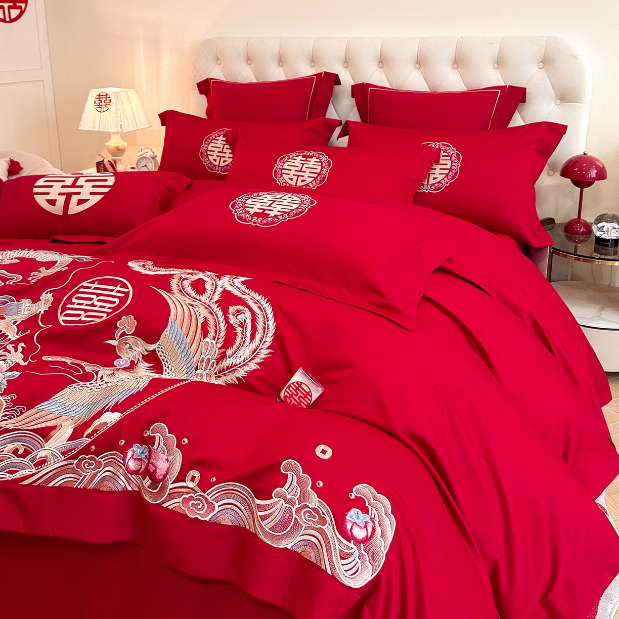 91家纺网 家纺一手货源 找家纺 置顶家纺 2025新款亲肤刺绣婚庆磨毛四件套 缔结良缘-大红