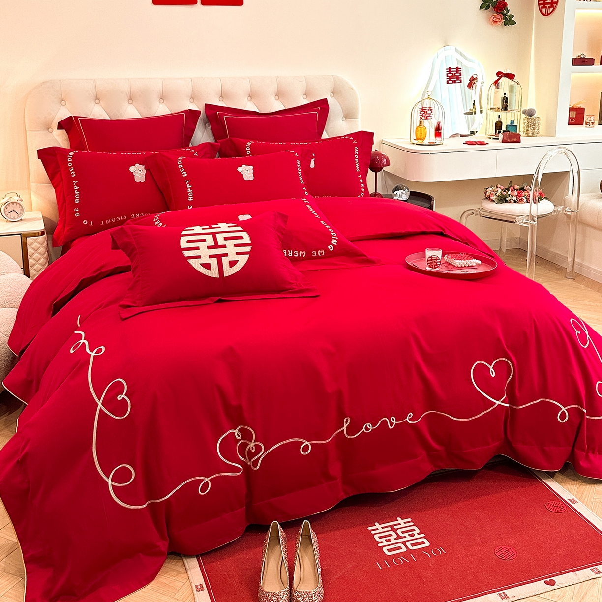 91家纺网 家纺一手货源 找家纺 置顶家纺 2025新款亲肤刺绣婚庆磨毛四件套 恩爱-大红