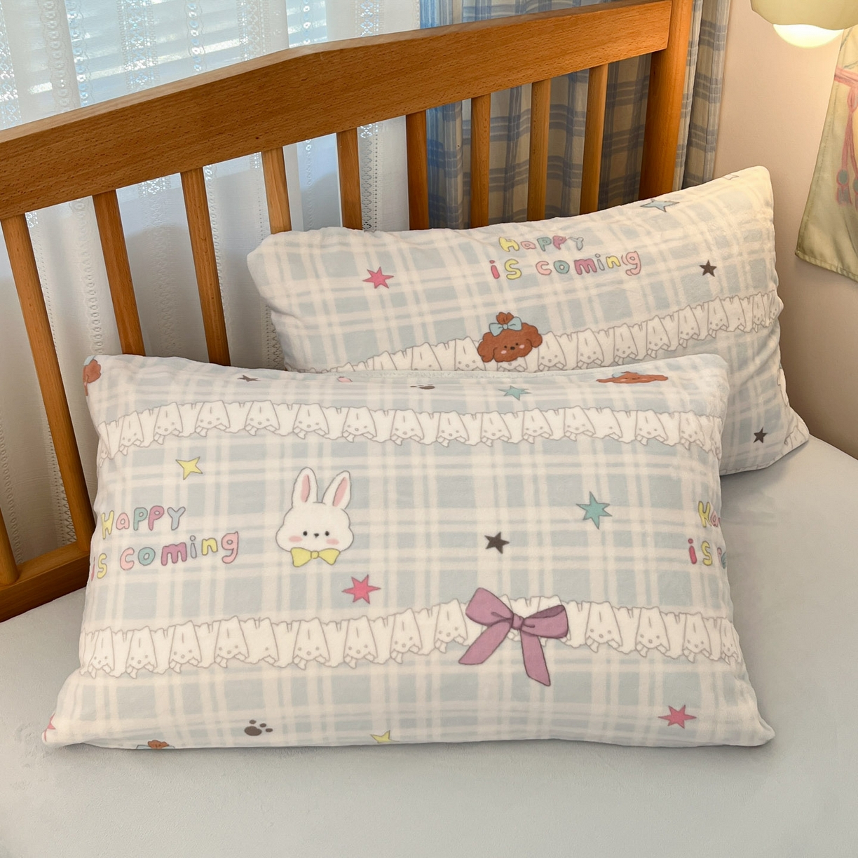 91家纺网 家纺一手货源 找家纺 酱子 2025新款牛奶绒印花四件套 D蕾丝萌境