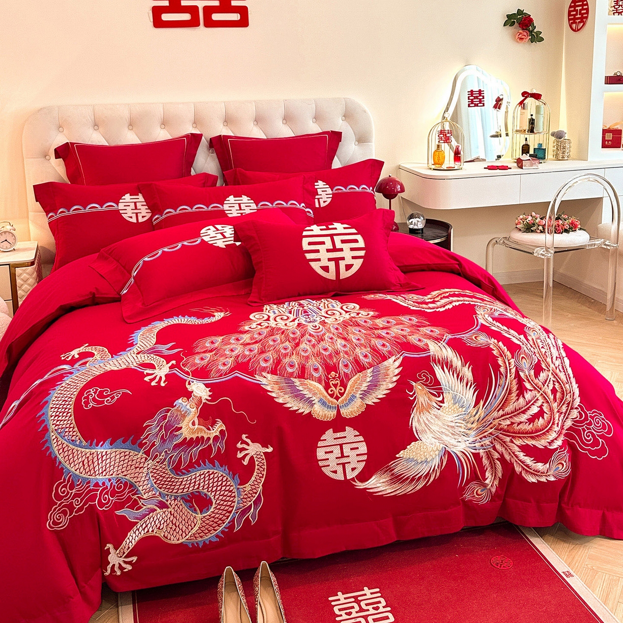 91家纺网 家纺一手货源 找家纺 置顶家纺 2025新款亲肤刺绣婚庆磨毛四件套 凤冠霞帔-大红