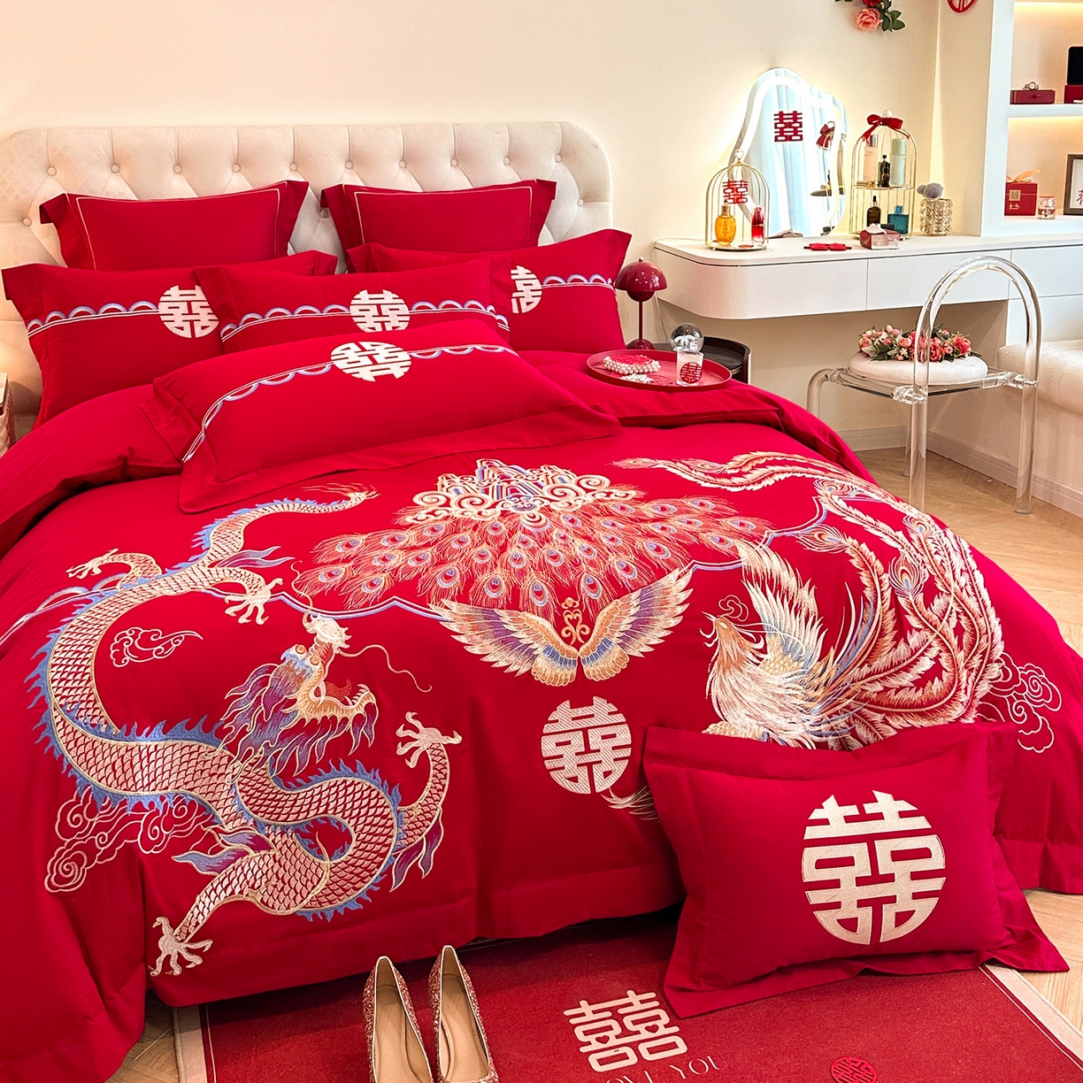 91家纺网 家纺一手货源 找家纺 置顶家纺 2025新款亲肤刺绣婚庆磨毛四件套 凤冠霞帔-大红