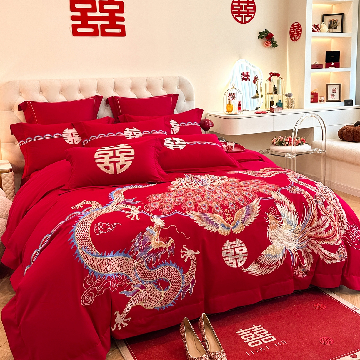 91家纺网 家纺一手货源 找家纺 置顶家纺 2025新款亲肤刺绣婚庆磨毛四件套 凤冠霞帔-大红