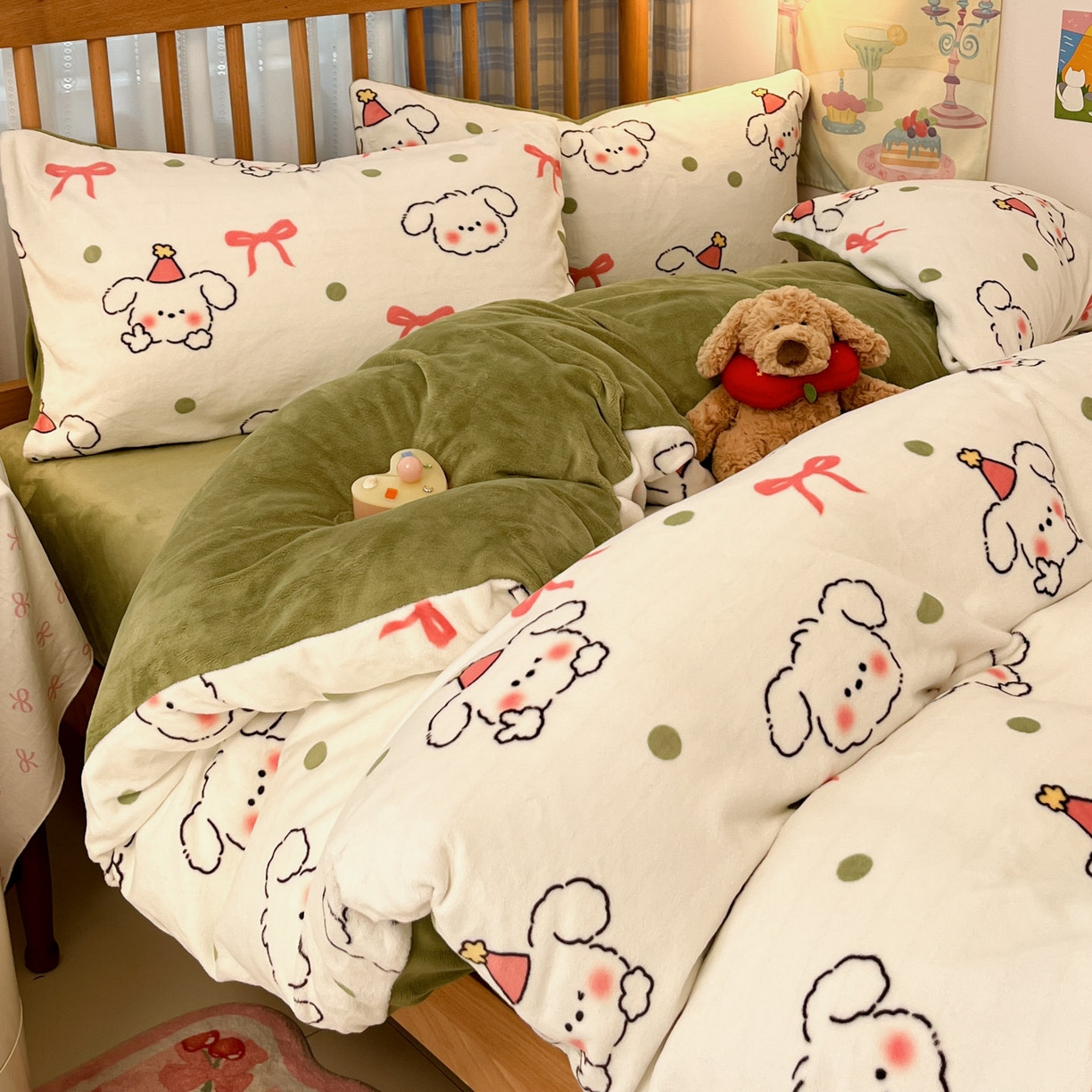 91家纺网 家纺一手货源 找家纺 酱子 2025新款牛奶绒印花四件套 D蝴蝶结狗