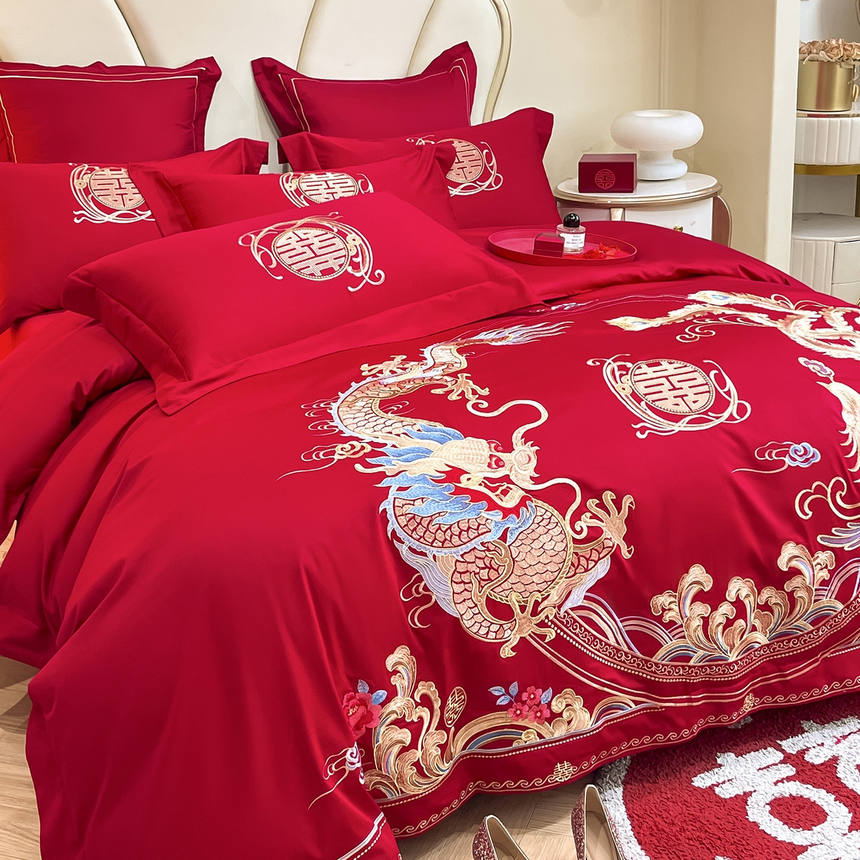91家纺网 家纺一手货源 找家纺 置顶家纺 2025新款亲肤刺绣婚庆磨毛四件套 吉祥龙凤-大红