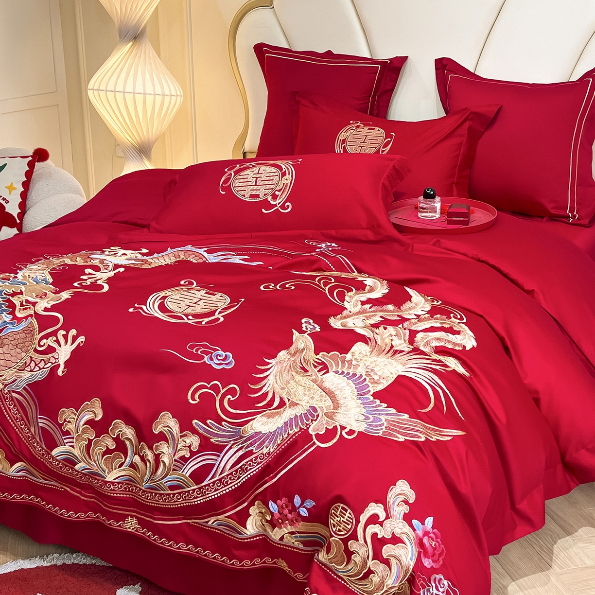91家纺网 家纺一手货源 找家纺 置顶家纺 2025新款亲肤刺绣婚庆磨毛四件套 吉祥龙凤-大红