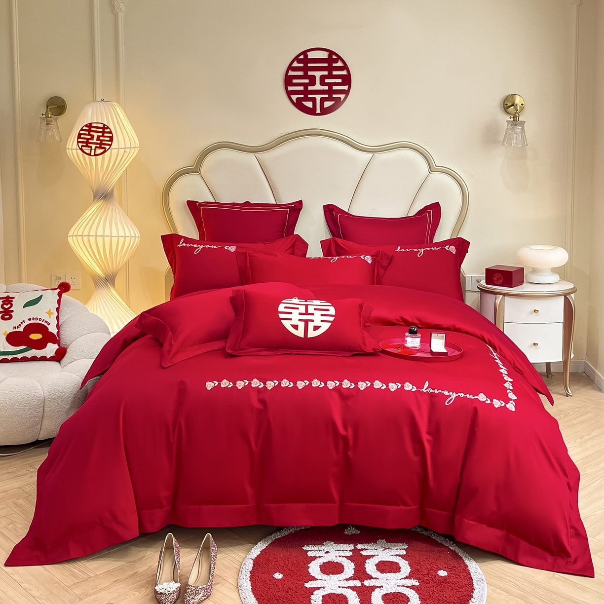 91家纺网 家纺一手货源 找家纺 置顶家纺 2025新款亲肤刺绣婚庆磨毛四件套 佳偶天成-大红