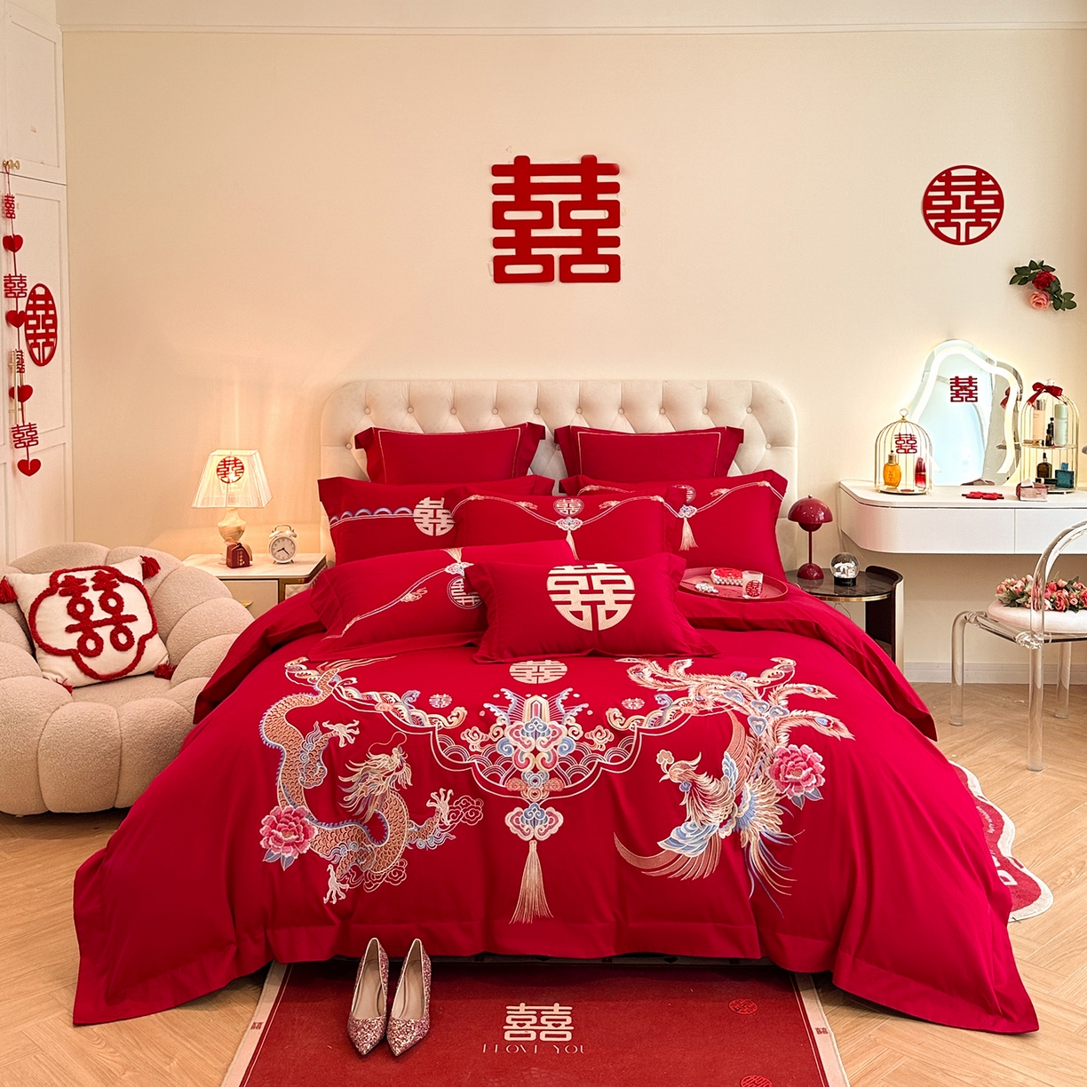 91家纺网 家纺一手货源 找家纺 置顶家纺 2025新款亲肤刺绣婚庆磨毛四件套 锦绣龙凤-大红