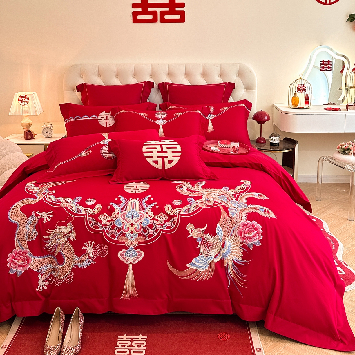 91家纺网 家纺一手货源 找家纺 置顶家纺 2025新款亲肤刺绣婚庆磨毛四件套 锦绣龙凤-大红