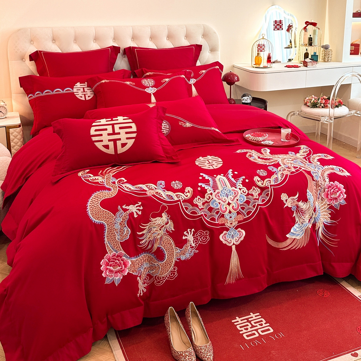91家纺网 家纺一手货源 找家纺 置顶家纺 2025新款亲肤刺绣婚庆磨毛四件套 锦绣龙凤-大红