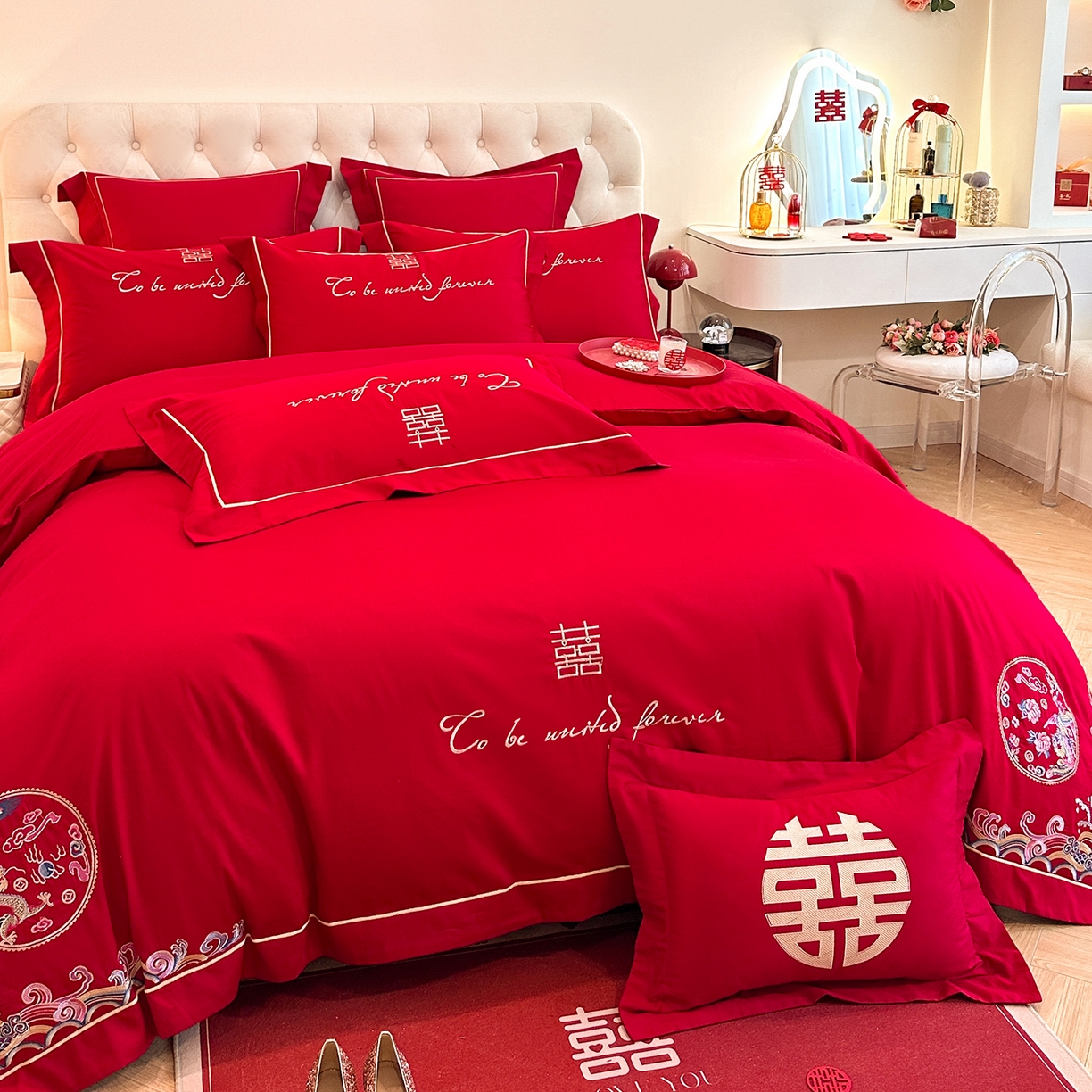 91家纺网 家纺一手货源 找家纺 置顶家纺 2025新款亲肤刺绣婚庆磨毛四件套 龙凤呈祥-大红